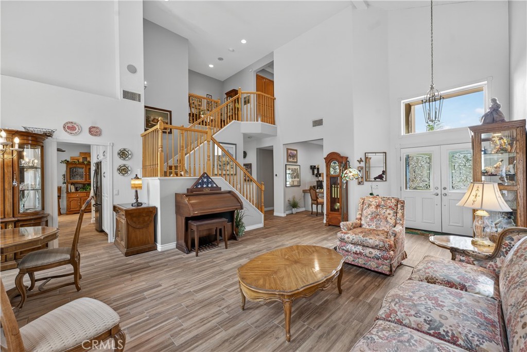 Granada (GRN) - Residential