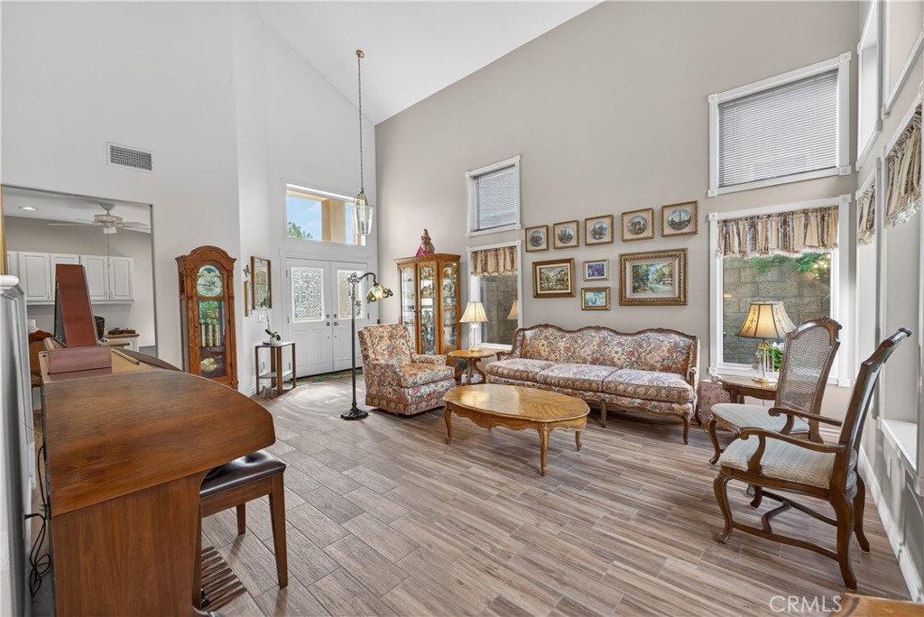 Granada (GRN) - Residential