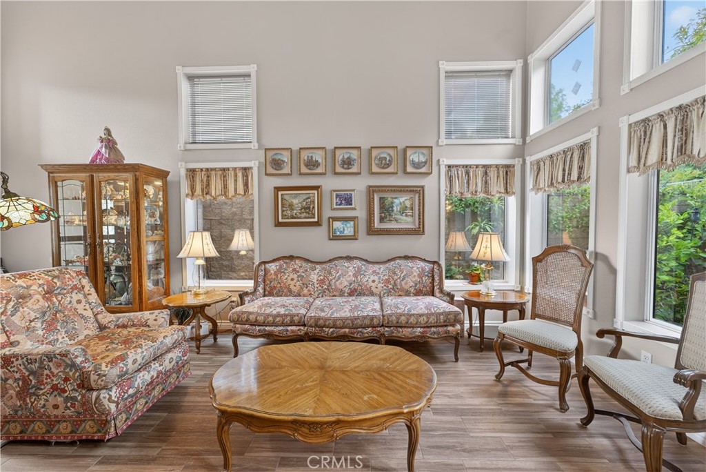 Granada (GRN) - Residential