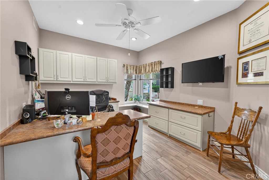 Granada (GRN) - Residential