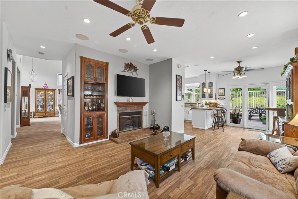 Granada (GRN) - Residential