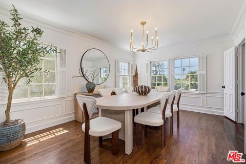 Tiny photo for 2718 Motor Avenue, Los Angeles, CA 90064 (MLS # 26833245)