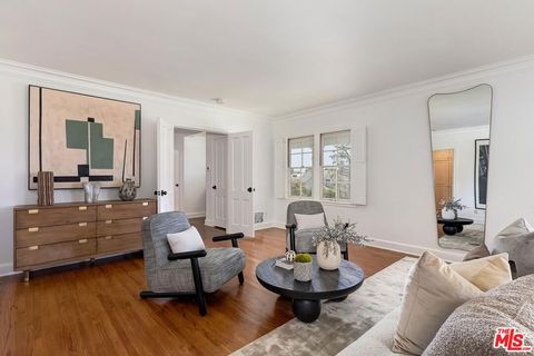 Tiny photo for 2718 Motor Avenue, Los Angeles, CA 90064 (MLS # 26833245)