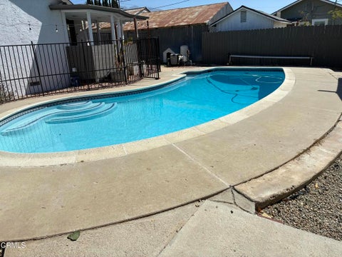 Tiny photo for 302 E Main ST E, Santa Paula, CA 93060 (MLS # V1-36916)