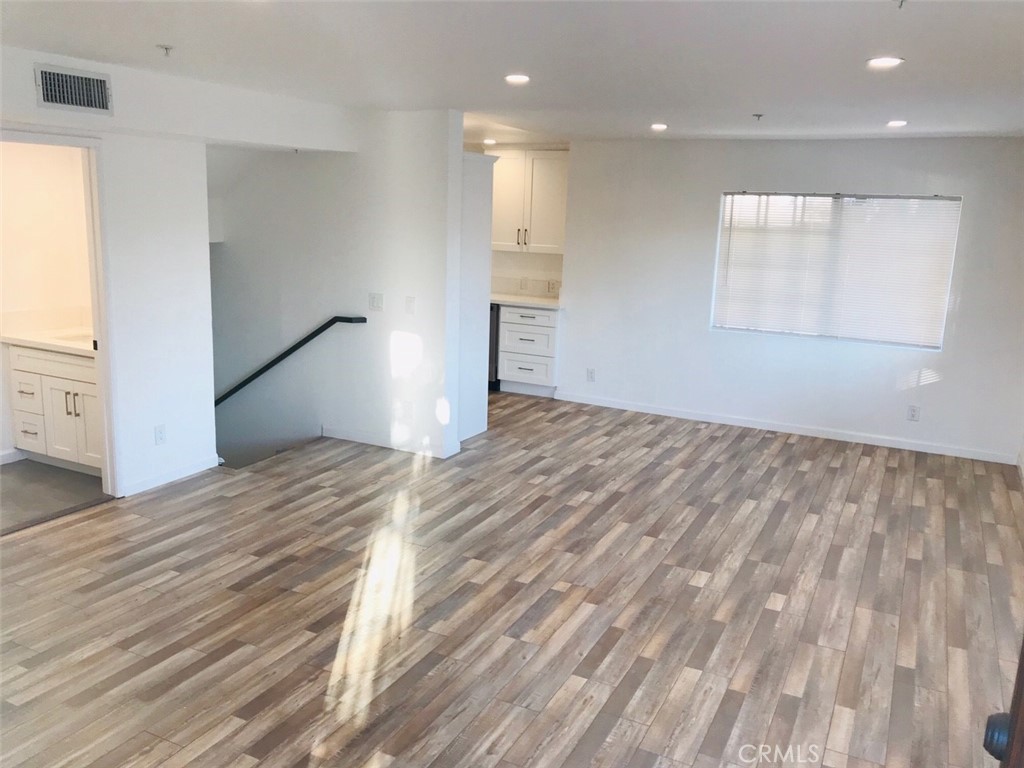 14253 Gilmore Street A