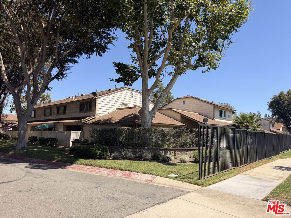 1031 S Palmetto Avenue H-6
