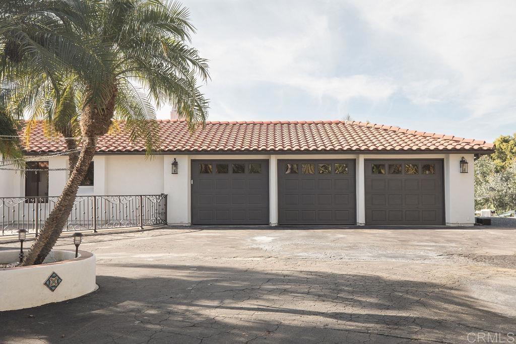 2140 Warmlands Avenue