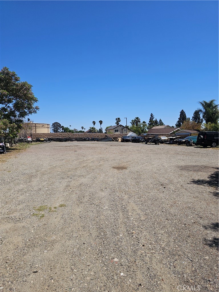 7353 Citrus Avenue