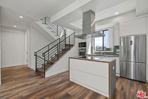 Tiny photo for 11254 MISSISSIPPI Avenue #4, Los Angeles, CA 90025 (MLS # 25586671)