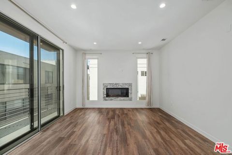 Tiny photo for 11254 MISSISSIPPI Avenue #4, Los Angeles, CA 90025 (MLS # 25586671)
