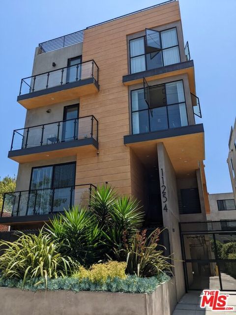 Tiny photo for 11254 MISSISSIPPI Avenue #4, Los Angeles, CA 90025 (MLS # 25586671)