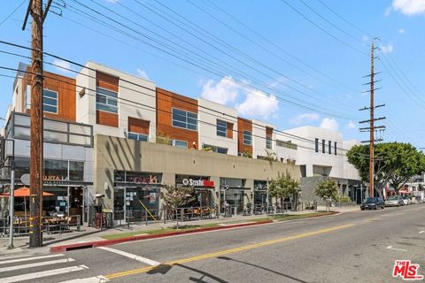 Tiny photo for 11254 MISSISSIPPI Avenue #4, Los Angeles, CA 90025 (MLS # 25586671)