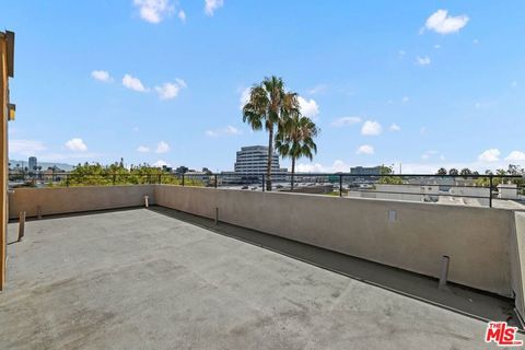 Tiny photo for 11254 MISSISSIPPI Avenue #4, Los Angeles, CA 90025 (MLS # 25586671)