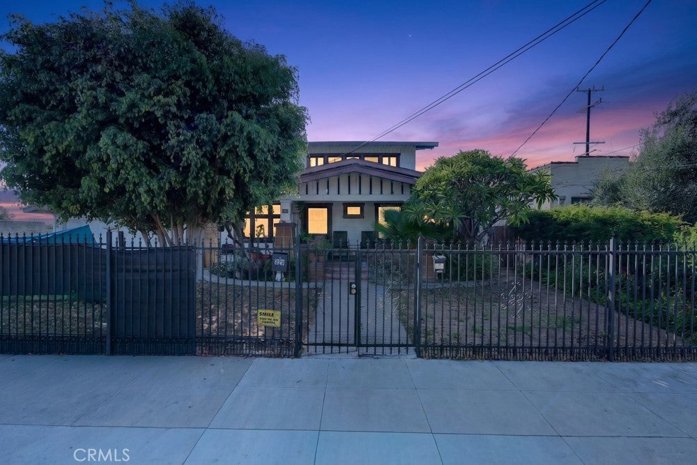 523 N Lake Street, Los Angeles CA 90026