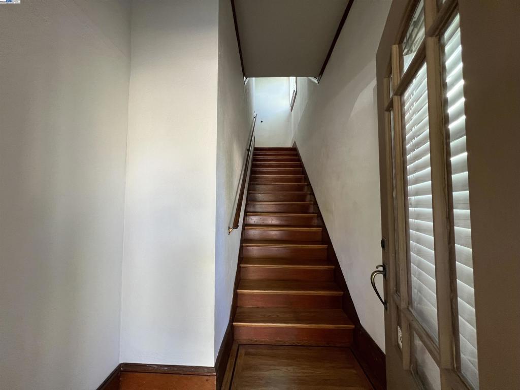 ALAMEDA - Residential Income