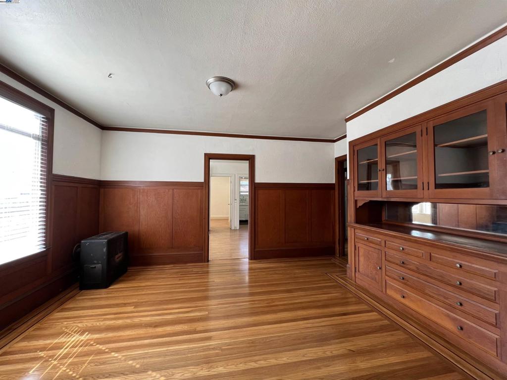 ALAMEDA - Residential Income