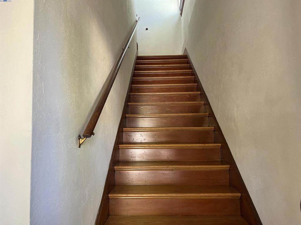 ALAMEDA - Residential Income