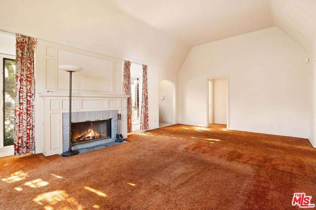 Photo of 2054 Manning Avenue, Los Angeles, CA 90025 (MLS # 26650747)