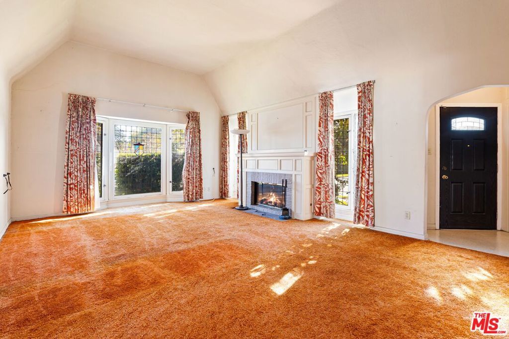 Photo of 2054 Manning Avenue, Los Angeles, CA 90025 (MLS # 26650747)