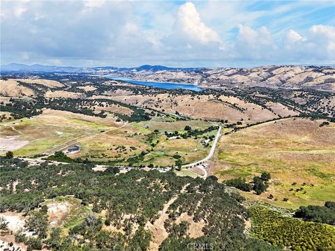 Tiny photo for 4575 Interlake RD, Bradley, CA 93426 (MLS # NS26104232)