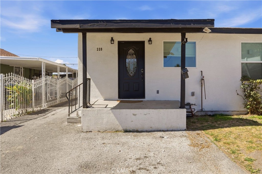 Photo of 339 E 103 Street, Los Angeles, CA 90003 (MLS # PW26162042)