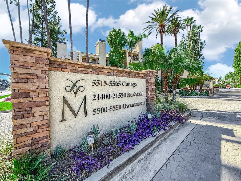 5530 Owensmouth Avenue 115