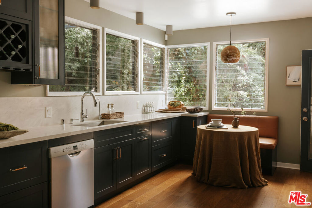 5800 Spring Oak Terrace