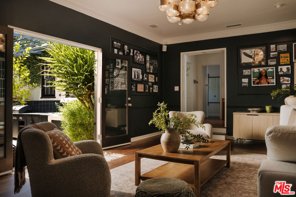 5800 Spring Oak Terrace