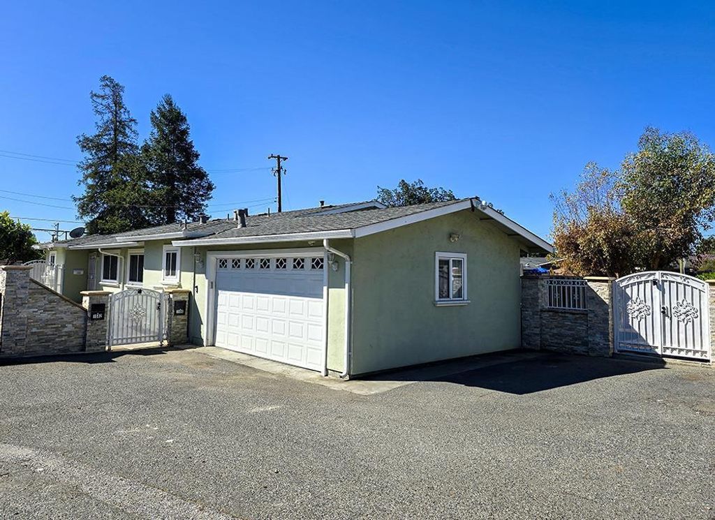 Photo of 1582 Fall Avenue, San Jose, CA 95127 (MLS # ML82043760)