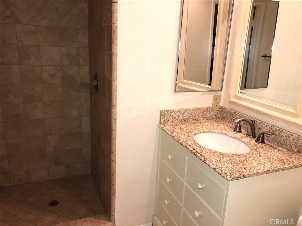 Dana Point, California 92629, United States, 2 Bedrooms Bedrooms, ,2 BathroomsBathrooms,Residential,Active,228547