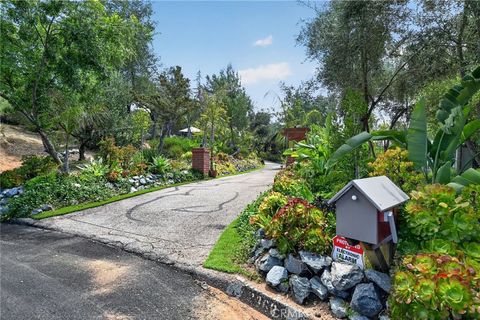 Photo of 2368 Palo Danzante, Alpine, CA 91901 (MLS # PI26089489)