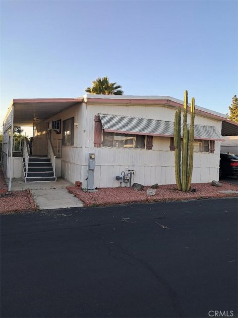 Photo of 725 THORNTON AVE W #97, Hemet, CA 92543 (MLS # CV26141857)
