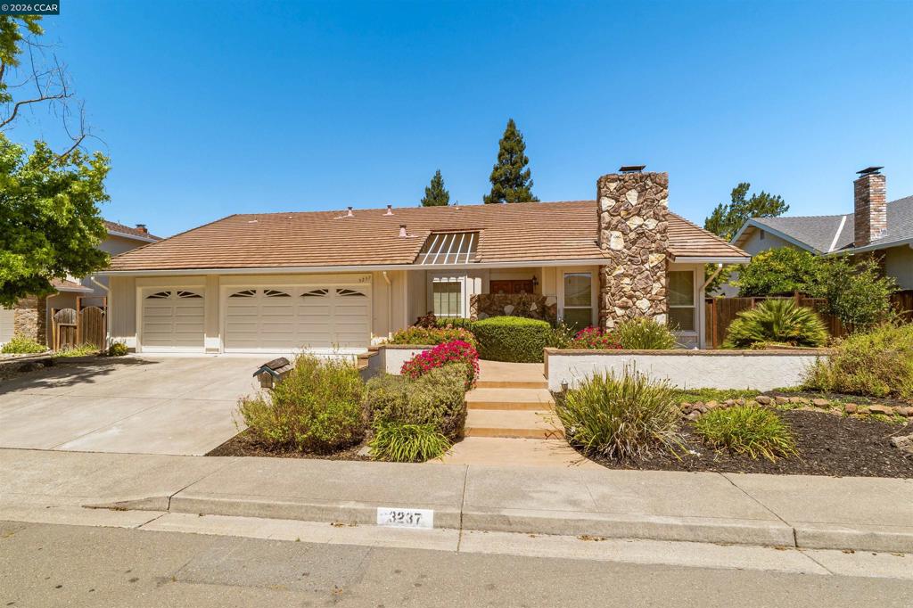 3237 Vera Cruz Dr Dr, San Ramon CA 94583