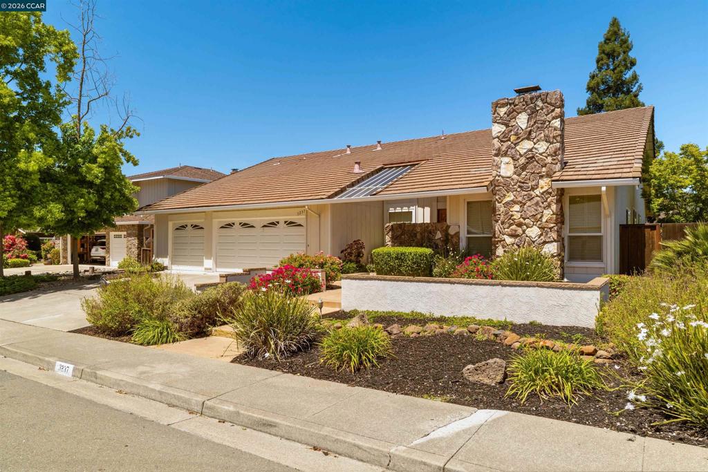 3237 Vera Cruz Dr Dr