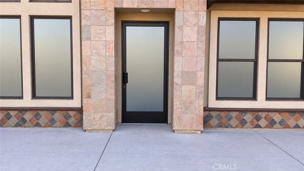 215 N MAIN ST, SANTA ANA, CA 92701 - Image fab9da753f8d4ee95ed05b3381b16367/2158175962