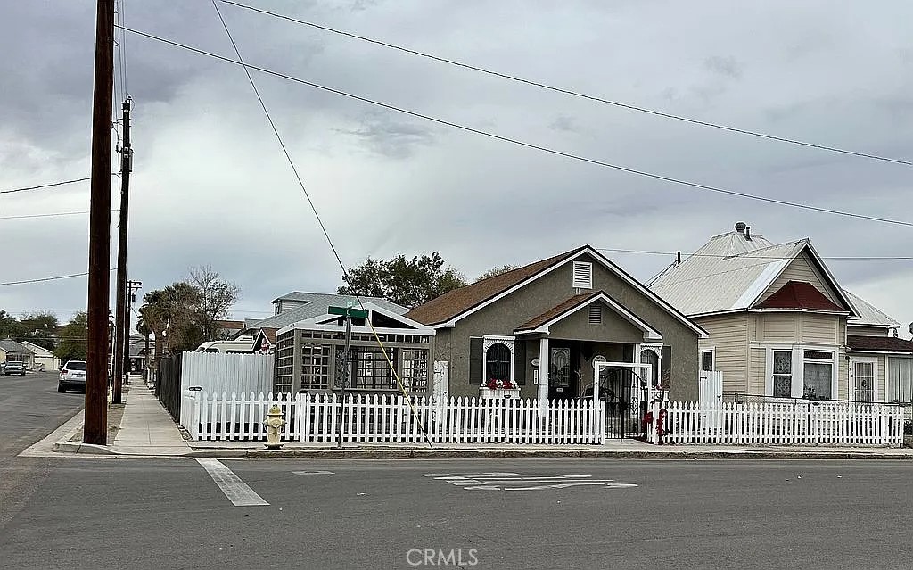 Listing image 6