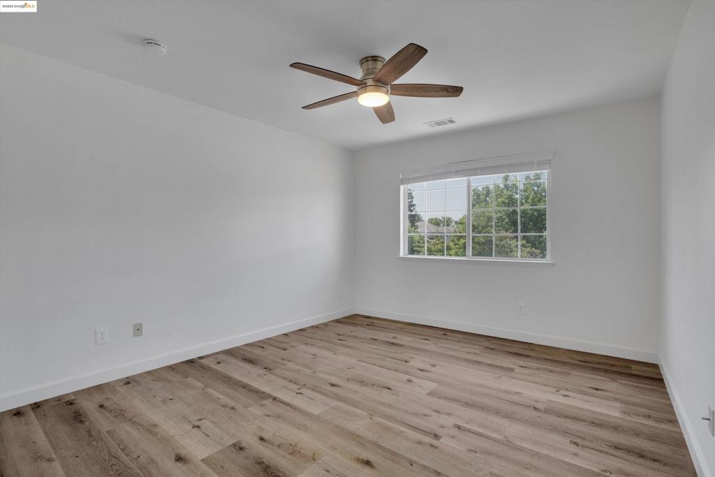 APPLE HILL ESTS - Residential