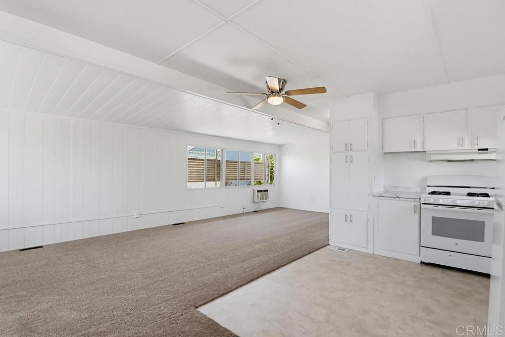 1285 E Washington Space 102