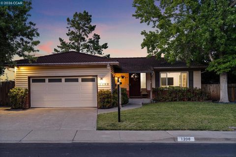 Photo of 1208 Roseann Dr, Martinez, CA 94553 (MLS # 41130825)