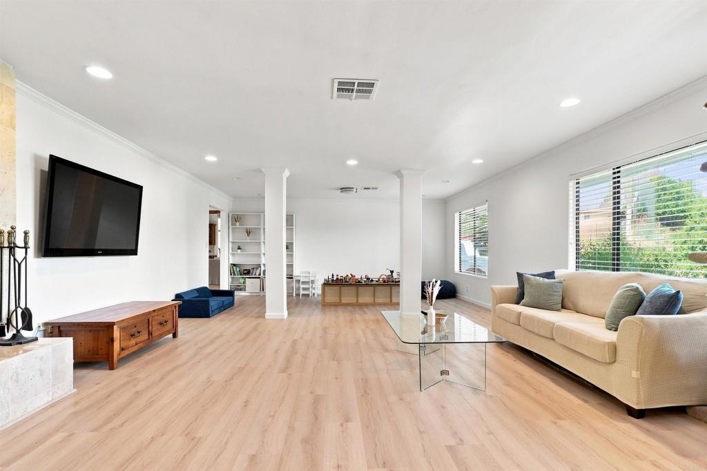3056 Overhill Drive