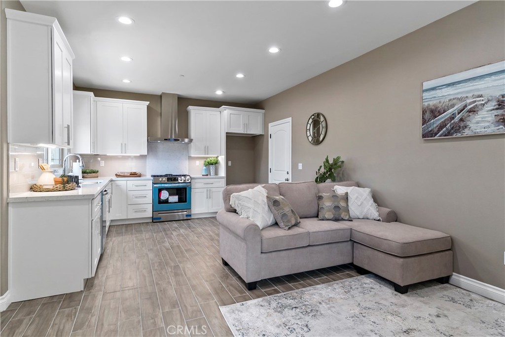 14102 Edwards
