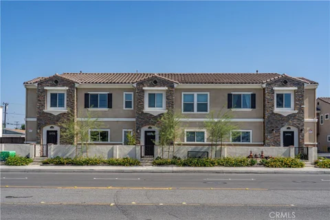 MLS: OC26122977