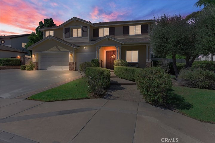 Photo 1 of 42 — 8597 Barnwood Ln., Riverside, CA 92508