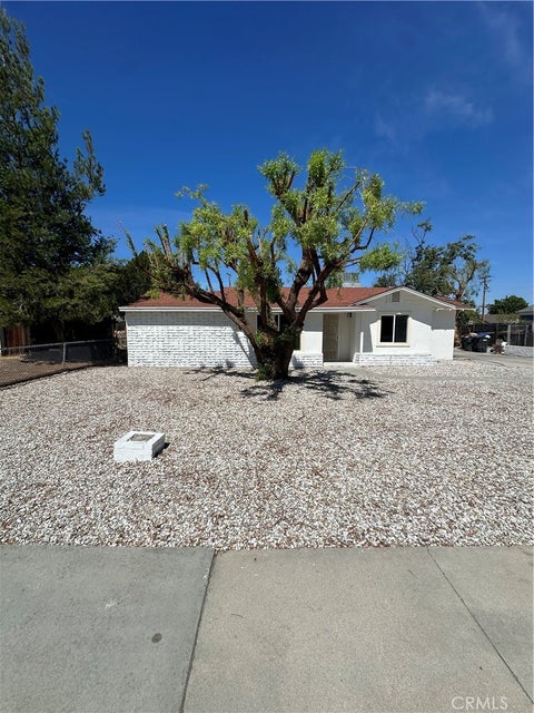Photo of 454 S Rosario Avenue #A, San Jacinto, CA 92583 (MLS # IG26163536)