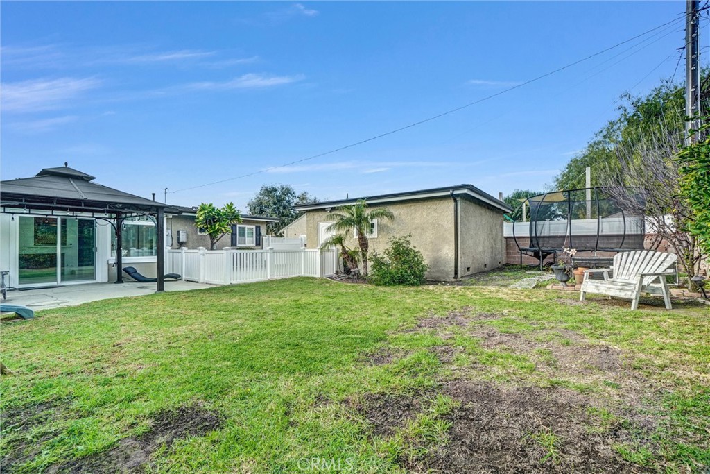 Los Altos/North of Fwy (LNF) - Residential Lease