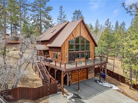 Photo of 450 Temple Lane, Big Bear Lake, CA 92315 (MLS # IV25071771) Photo of 450 Temple Lane, Big Bear Lake, CA 92315 (MLS # IV25071771)