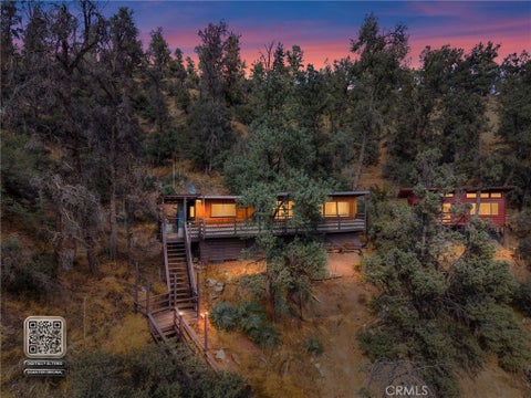 Photo of 444 Border Court Ct, Frazier Park, CA 93225 (MLS # SR26230168)