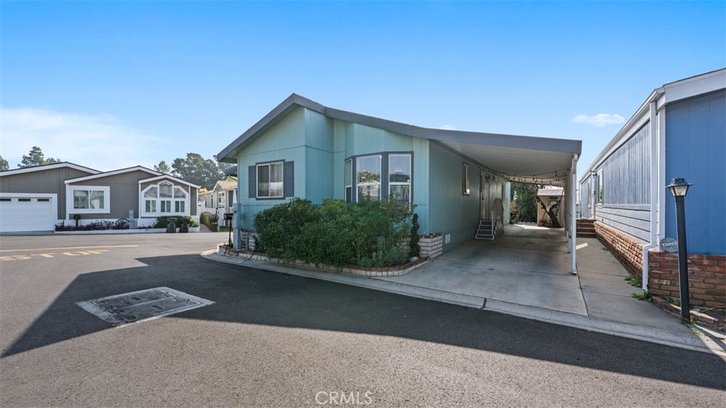 1051 Site Dr Spc 233 233