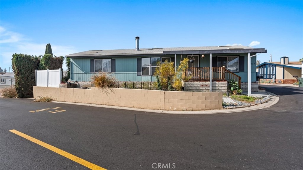 1051 Site Dr Spc 233 233