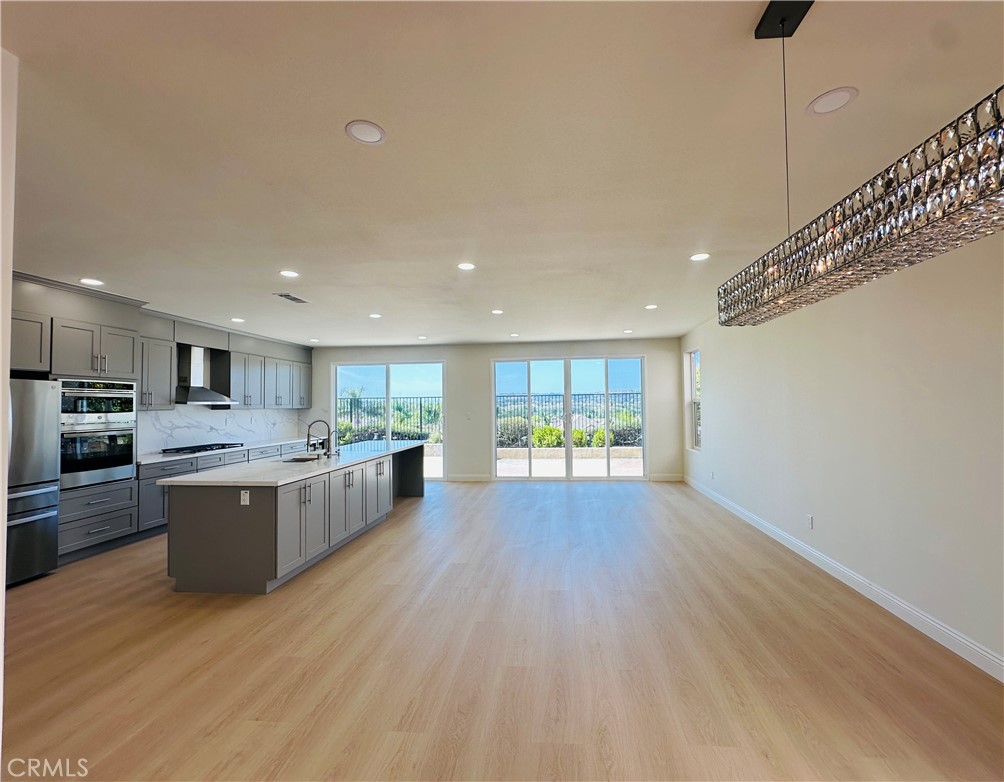 27731 Manor Hill
